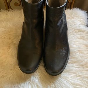 Naturalizer  Leather Wedge Bootie